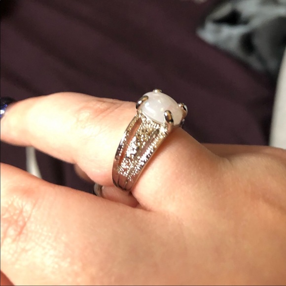 Sterling Silver Opal Ring - Picture 4 of 7